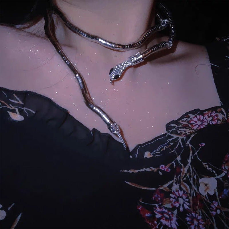 Unique Coiled Snake Necklace - Trendy Ins Style Minimalist Dark Aesthetic Unisex Choker for Men and Women, Perfect for Parties, Dances, and Special Occasions - Edgy and Stylish Statement Piece.